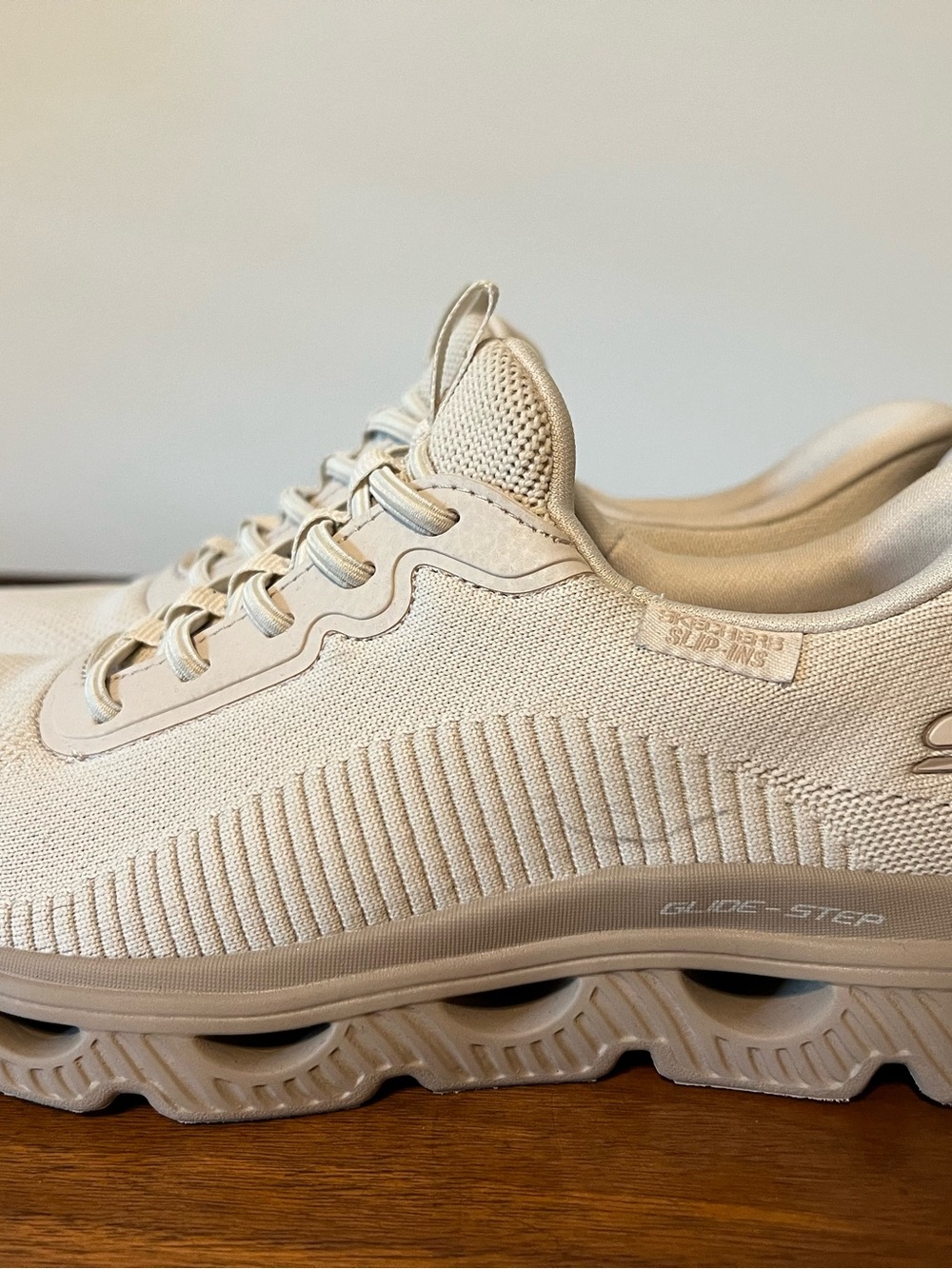 Women’s Slip-ins Lightweight Sketcher Sneakers - Picture 4 of 6